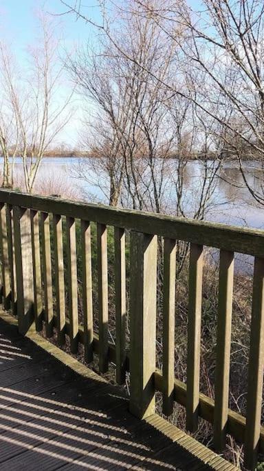 Liebevoll Eingerichtete Ferienwohnung Luettje Koje Dornum Exteriér fotografie