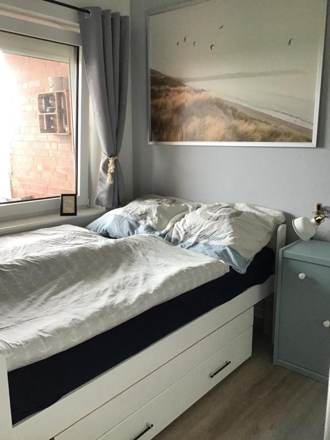 Liebevoll Eingerichtete Ferienwohnung Luettje Koje Dornum Exteriér fotografie
